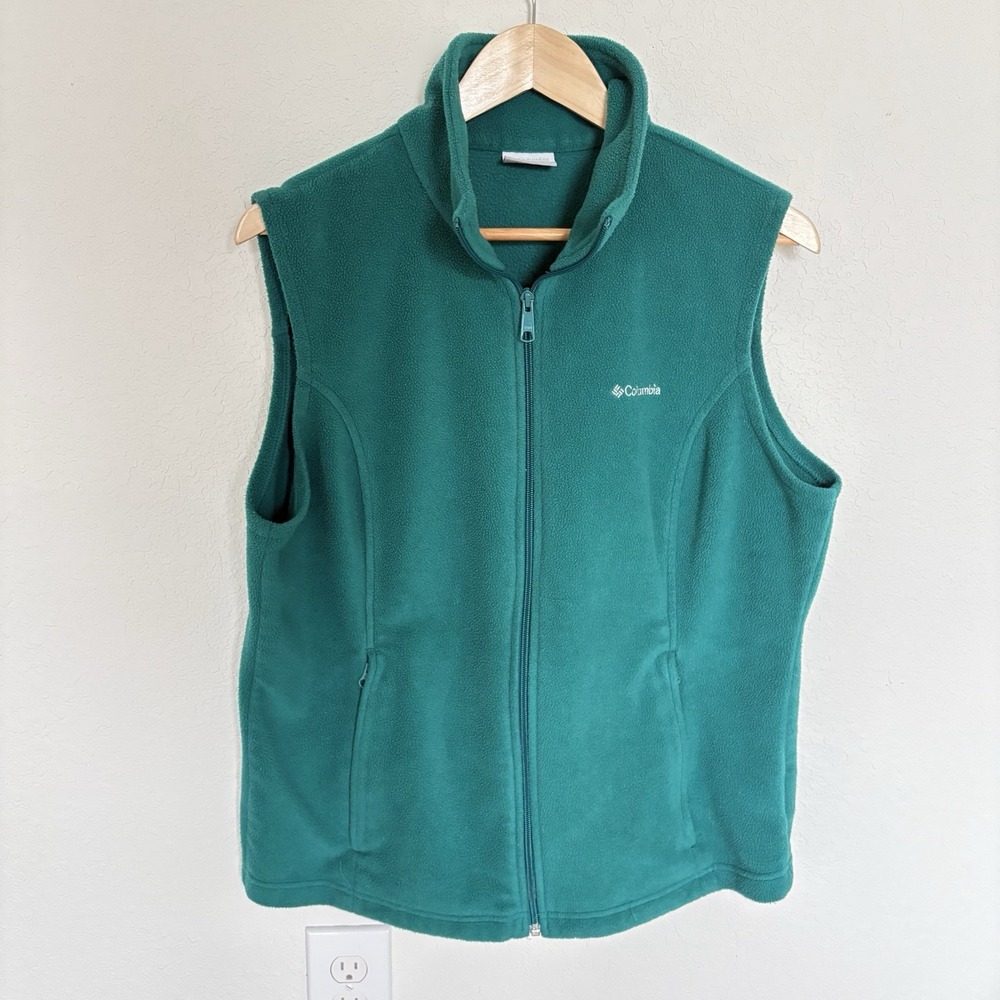 Cozy Columbia Green Fleece Vest, Women's Size XL Extra Large Zip Closure Pockets